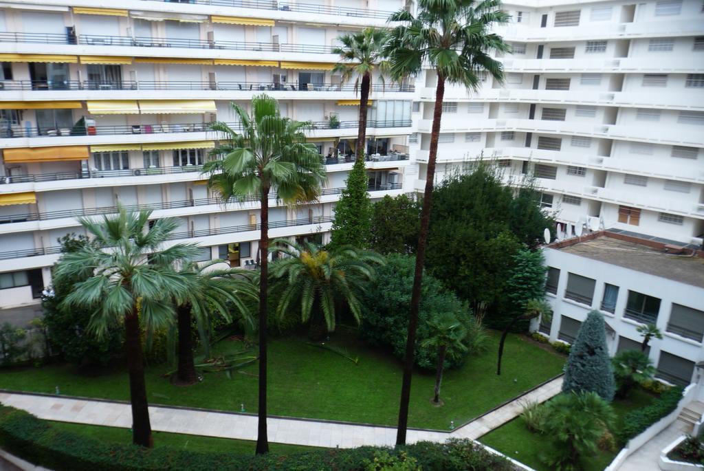 Cannes, Croisette, Palais Miramar Pokoj fotografie