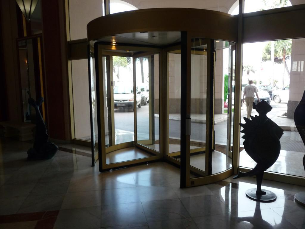 Cannes, Croisette, Palais Miramar Exteriér fotografie
